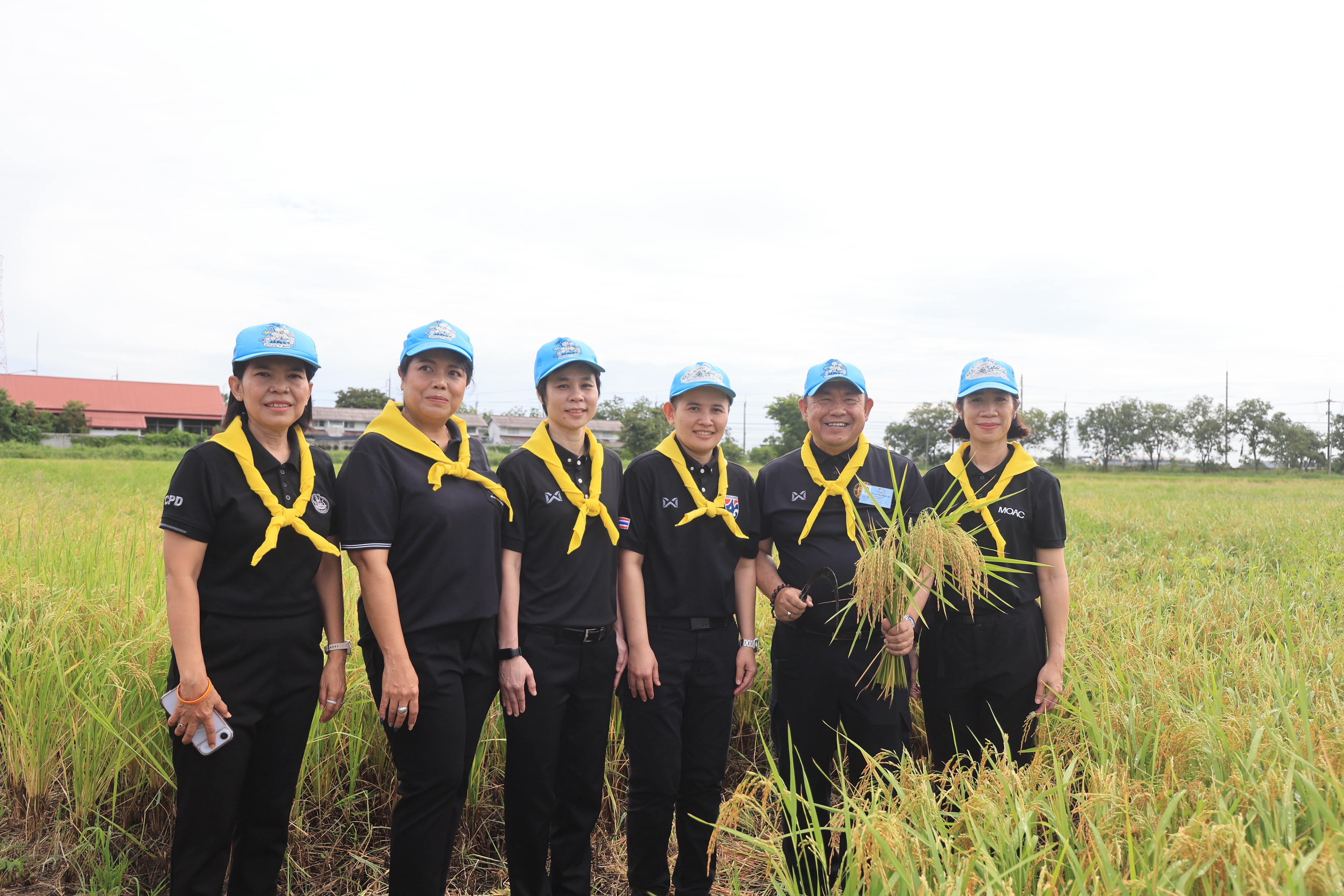 title - ส.ป.ก. ร่วมโครงการจิตอาสาพัฒนาด้านการเกษตรกระทรวงเกษตรและสหกรณ์ เนื่องในวันคล้ายวันพระราชสมภพ สมเด็จพระนางเจ้าสิริกิติ์ พระบรมราชินีนาถ พระบรมราชชนนีพันปีหลวง และวันแม่แห่งชาติ 12 สิงหาคม 2569